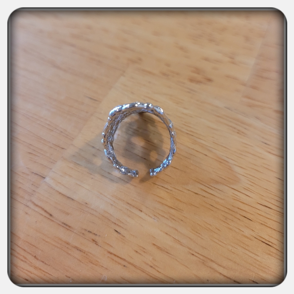 NWOT Kendra Scott Natalie Statement Ring Sz 7 - Picture 5 of 9